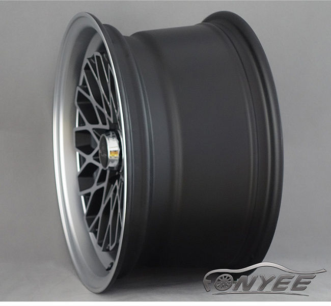 картинка Новые диски Avid.1 895 R15 4x100 ET25 J8 черный мат + серебро магазин  StreetTuning 