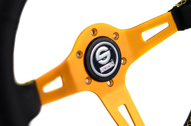 картинка Спортивный руль Sparco Style, золотой магазин  StreetTuning 