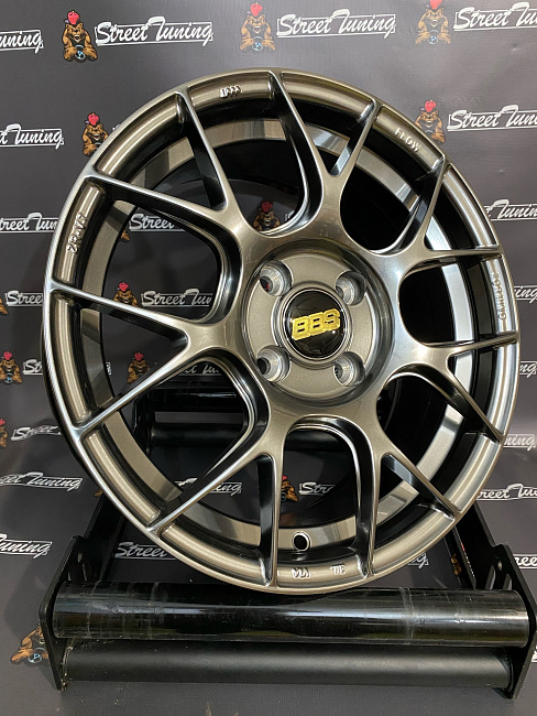 картинка Новые диски BBS R15 J6.5 ET38 4X100, Hyper Black магазин  StreetTuning 