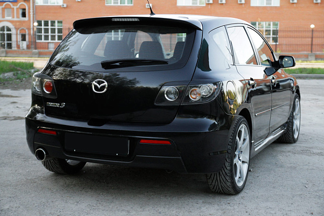 картинка Mazda 3 (хэтчбэк) 2003—2008 Накладки на задние фары (реснички) компл.-2 шт. магазин  StreetTuning 