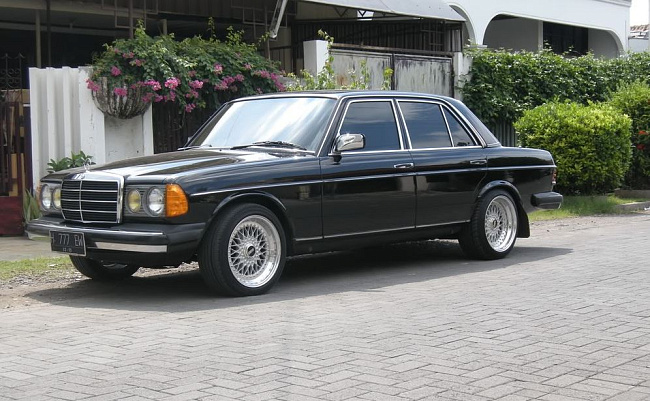 картинка Новые диски BBS RS R16 4X100/5X100 ET20 J8 серебро + полированная полка магазин  StreetTuning 