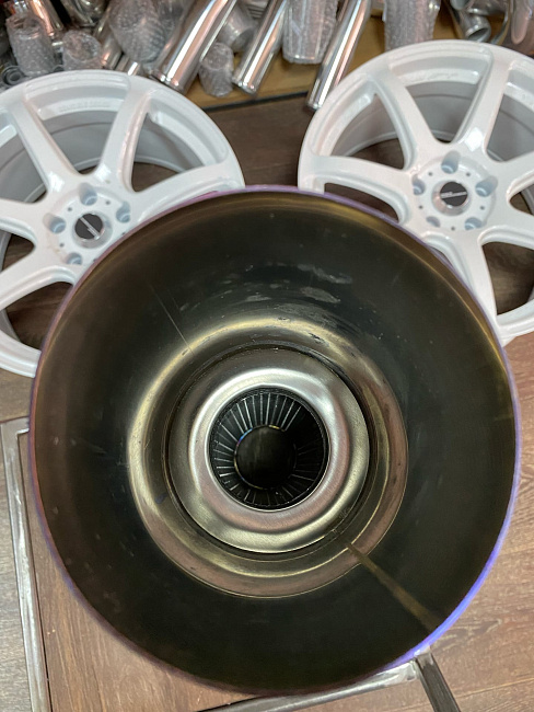 картинка Прямоточная банка HKS Style серии Jasma,D-63x102 мм с напылением магазин  StreetTuning 