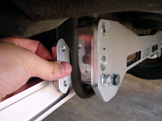 картинка Задний усилитель подрамника ASR style для Honda Civic EK 1996-2000 г, серебристый магазин  StreetTuning 