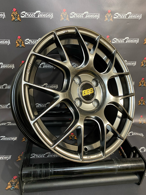 картинка Новые диски BBS R15 J6.5 ET38 4X100, Hyper Black магазин  StreetTuning 