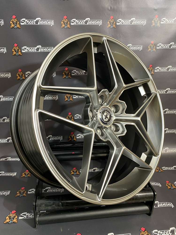 картинка Новые диски HRE FF11 Flow Forming R18 J8 ET38 5X108, Hyper Black от магазина  StreetTuning