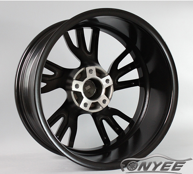 картинка Новые диски Bmw i8 oem R19 5X120 ET34 J9,5 черный глянец + серебро магазин  StreetTuning 