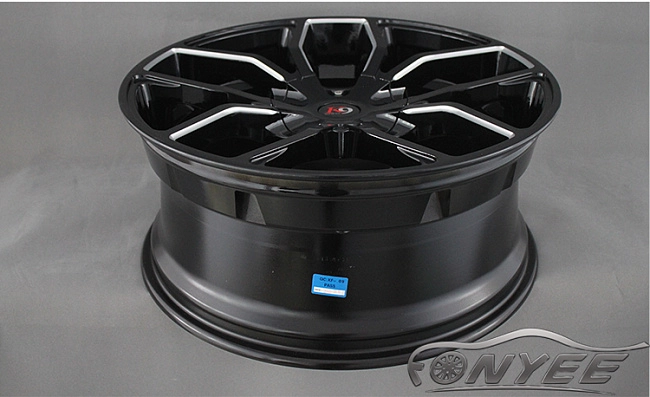 картинка Новые диски K9 E29 R24 6х135/139,7 ET30 J10 черный + серебро магазин  StreetTuning 