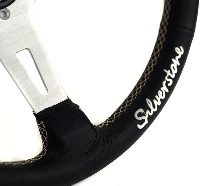 картинка Спортивный руль Sparco Style, серебряный магазин  StreetTuning 