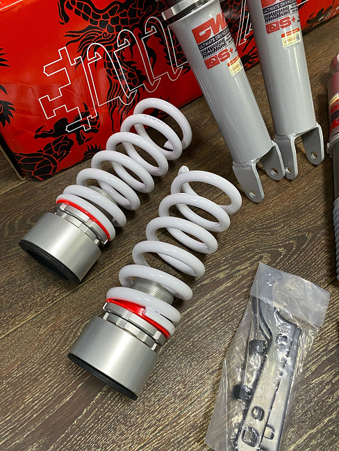 картинка Винтовая подвеска койловеры DWD Street series для Mercedes-Benz C-Class 4th Gen 2WD 14-21 магазин  StreetTuning 