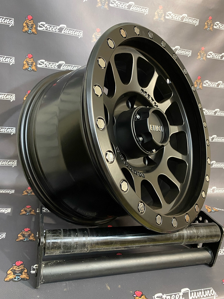 картинка Новые диски METHOD R15 J8 ET0 5x150 Black от магазина  StreetTuning