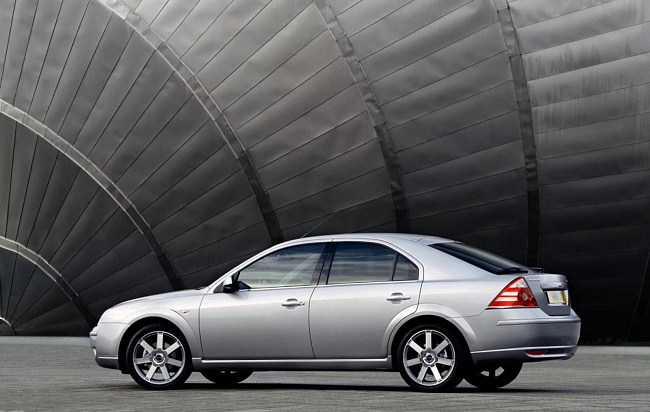 картинка Пружины подвески для Ford Mondeo 3 "Лифт" (+20) задние магазин  StreetTuning 