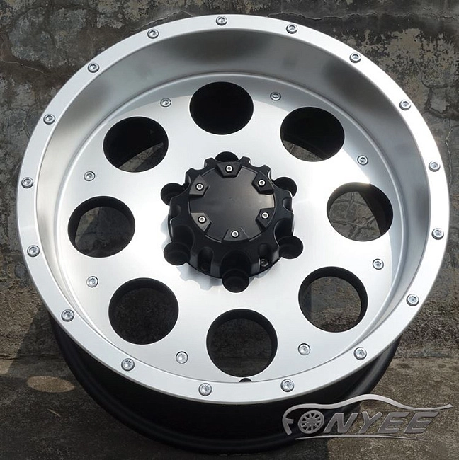 картинка Новые диски MVF-962 R16 5X150 ET-25 J8 черный мат + серебро магазин  StreetTuning 