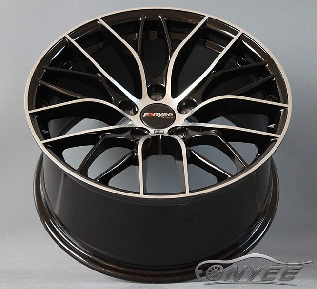 картинка Новые диски BMW Double Spoke 405M R18 5x120 ET35 J8 черный глянец + серебро магазин  StreetTuning 