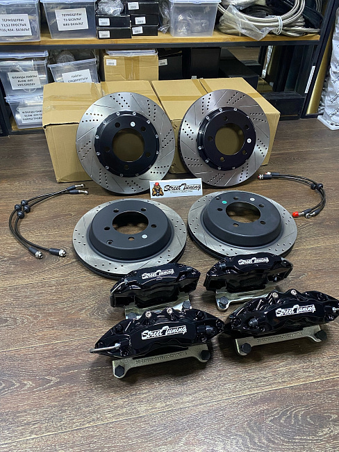 картинка Тормозная система StreetTuning для Toyota LC200, Lexus LX570 магазин  StreetTuning 