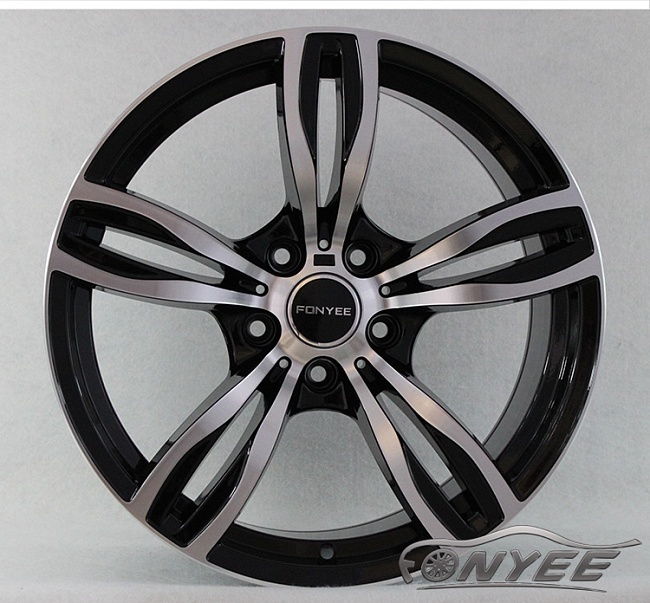 картинка Новые диски BMW F10 style R18 5x120 ET25 J9,5 черный глянец + серебро магазин  StreetTuning 