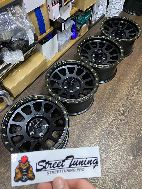 картинка Новые диски METHOD 703, R16 J8 et0 5x114,3, черный мат магазин  StreetTuning 