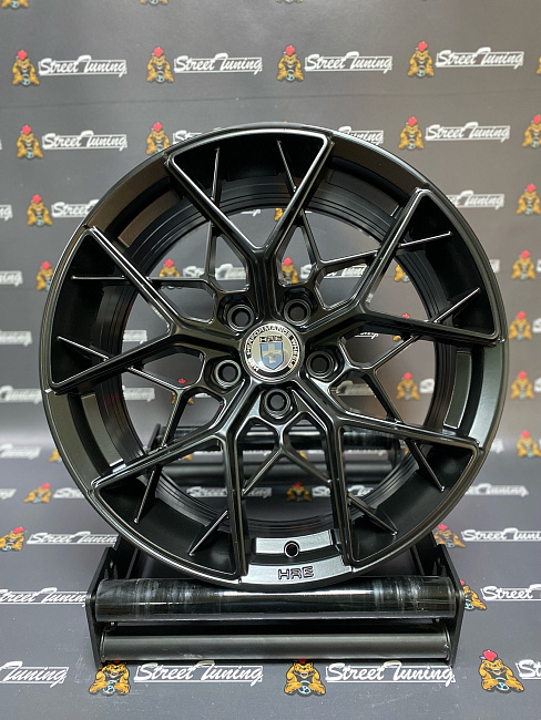 картинка Новые диски HRE FF10 R17 J7.5 ET35 5x108 Black Mat магазин  StreetTuning 
