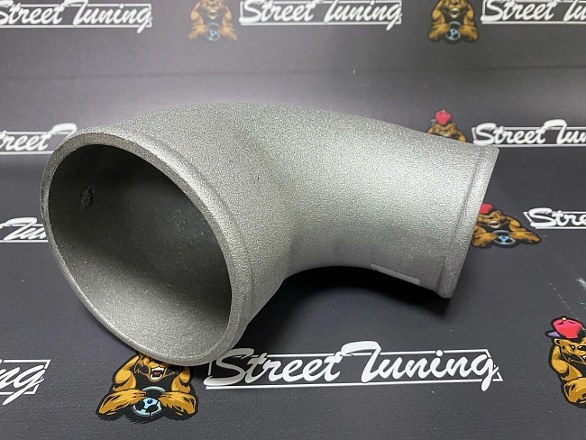 картинка Отвод алюминиевый приварной 90 гр 76 - 102 мм магазин  StreetTuning 