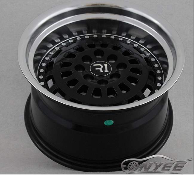 картинка Новые диски ESM 015 R16 4x100-114,3 ET15 J9 черный глянец + серебро магазин  StreetTuning 