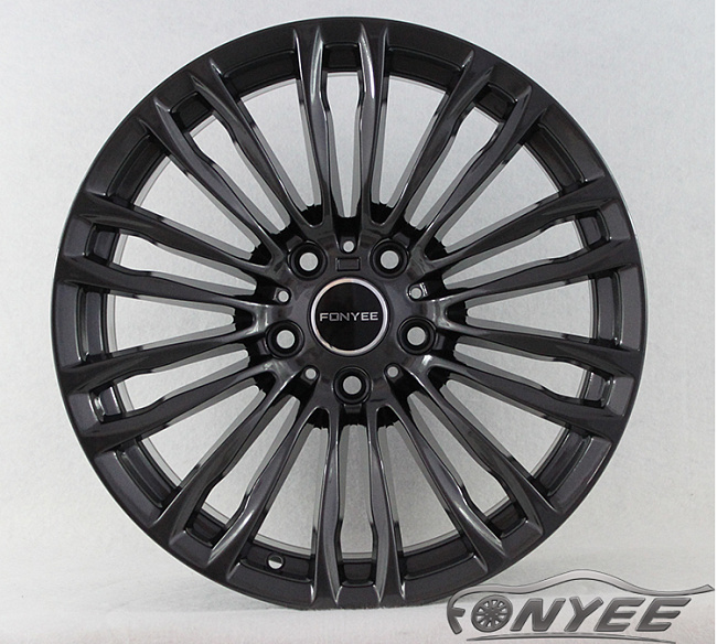 картинка Новые диски BMW style 142 R19 5x120 ET35 J9,5 черное серебро магазин  StreetTuning 