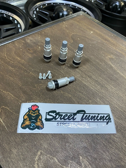 картинка Ниппели (вентили) под датчик, разборные TPMS-07, серые, 4 шт магазин  StreetTuning 