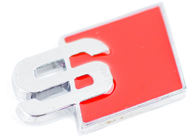 картинка Металлический шильдик с логотипом "S" AUDI магазин  StreetTuning 