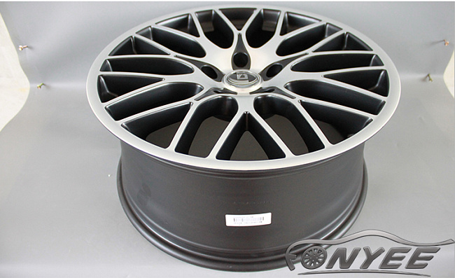 картинка Новые диски DIEWE WHEELS Fina Felgen R18 5X112 ET45 J8 черный мат + серебро магазин  StreetTuning 