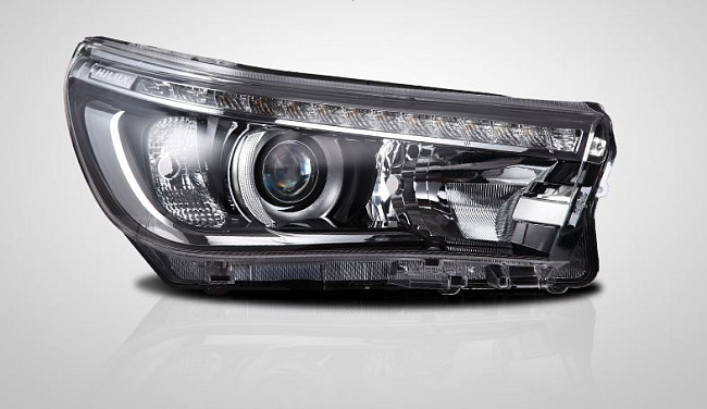картинка Передние фары для TOYOTA HILUX 2016-UP магазин  StreetTuning 