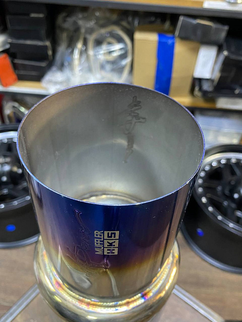 картинка Прямоточная банка HKS Style серии Jasma,D-63x102 мм с напылением магазин  StreetTuning 