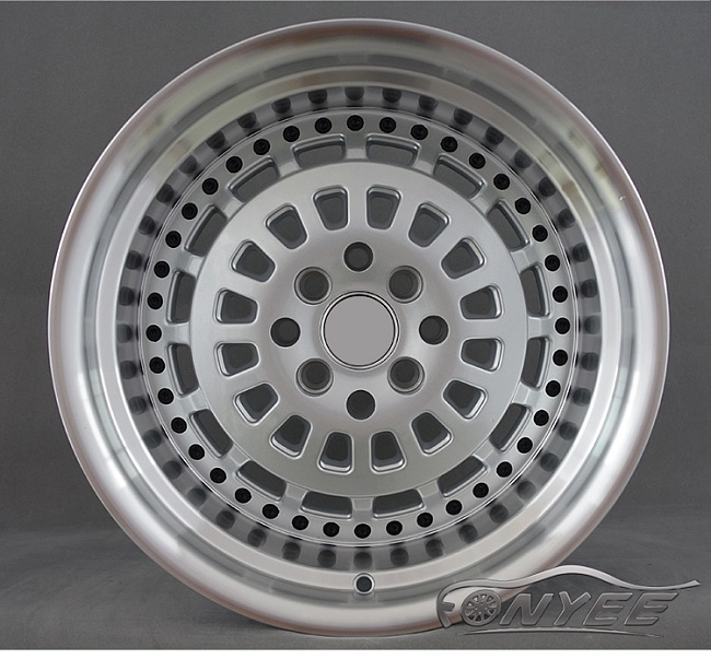 картинка Новые диски ESM 015 R16 4x114,3-4x100 ET20 J9 серебро + черные болтики магазин  StreetTuning 