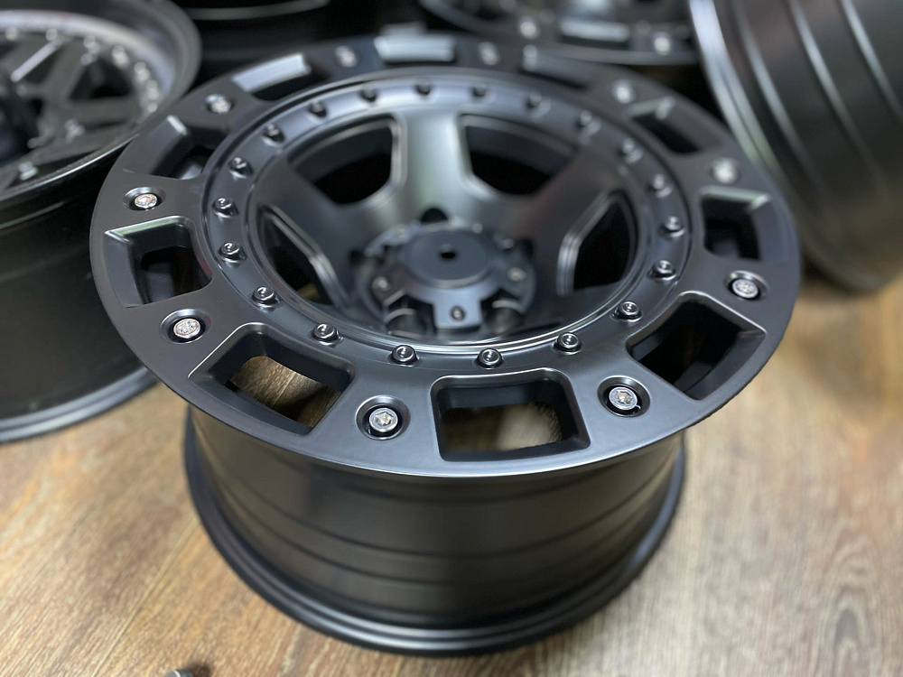 картинка Новые диски Black Rhino CINCO GLOSS BLACK R17 J9 ET -12 5X127 от магазина  StreetTuning