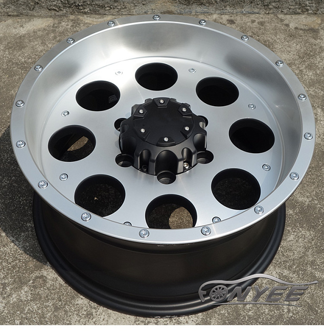 картинка Новые диски MVF-962 R16 5X150 ET-25 J8 черный мат + серебро магазин  StreetTuning 