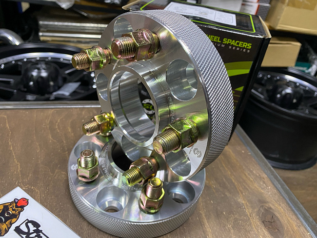 картинка Проставка Starleks 30 мм 5x115 14x1.5 цо 71,6 магазин  StreetTuning 