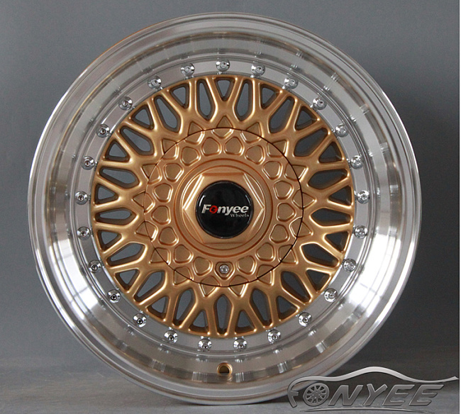 картинка Новые диски BBS RS R15 4X100/4X114,3 ET-20 J9 золото + полированная полка магазин  StreetTuning 