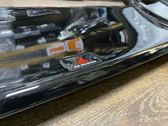 картинка Спойлер на крышу AE DESIGN для Lixiang L7, черный глянец магазин  StreetTuning 