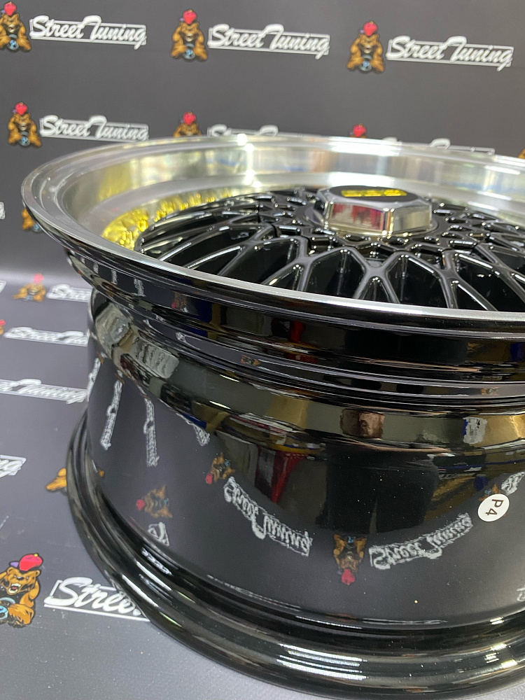 картинка Новые диски BBS RS R16 J7.5 ET30 4x100/114,3 Black + Silver от магазина  StreetTuning