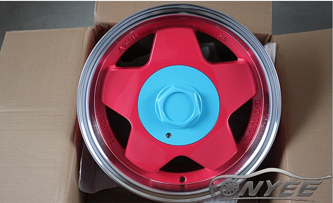 картинка Новые диски Borbet A R14 4х100/4x114,3 ET25 J6,5 красный + полированная полка магазин  StreetTuning 