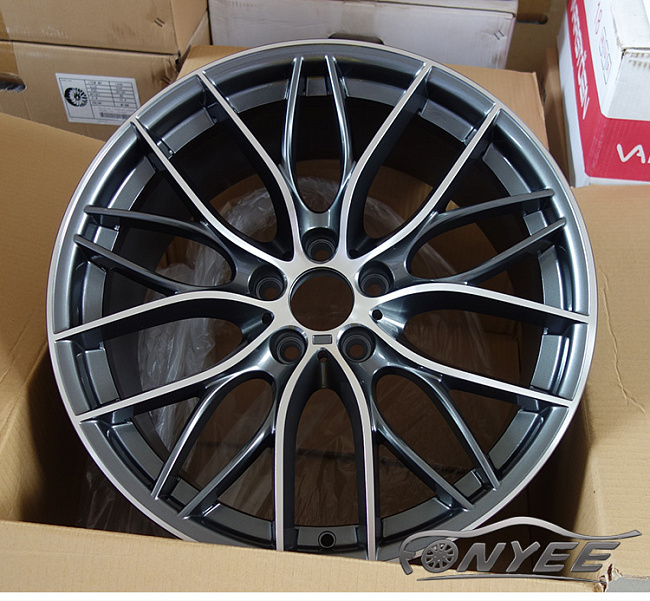 картинка Новые диски BMW Double Spoke 405M R20 5x120 ET38 J8,5 серый + серебро магазин  StreetTuning 