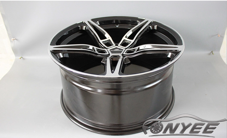 картинка Новые диски AC schnitzer AC1 R19 5X108 ET40 J8,5 черный глянец + серебро от магазина  StreetTuning