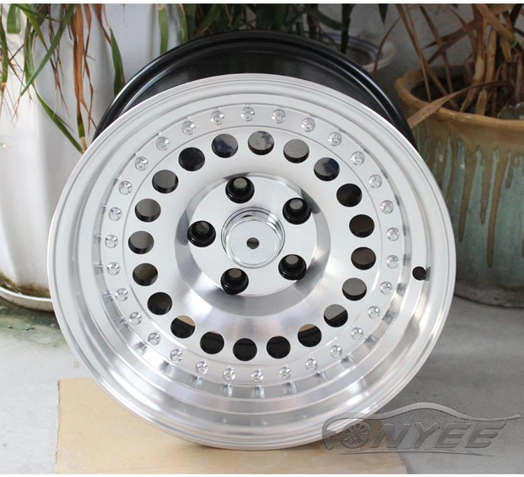 картинка Новые диски Raguna D-Force AKRO R15 5X114,3 ET-15 J8,5 серебро от магазина  StreetTuning