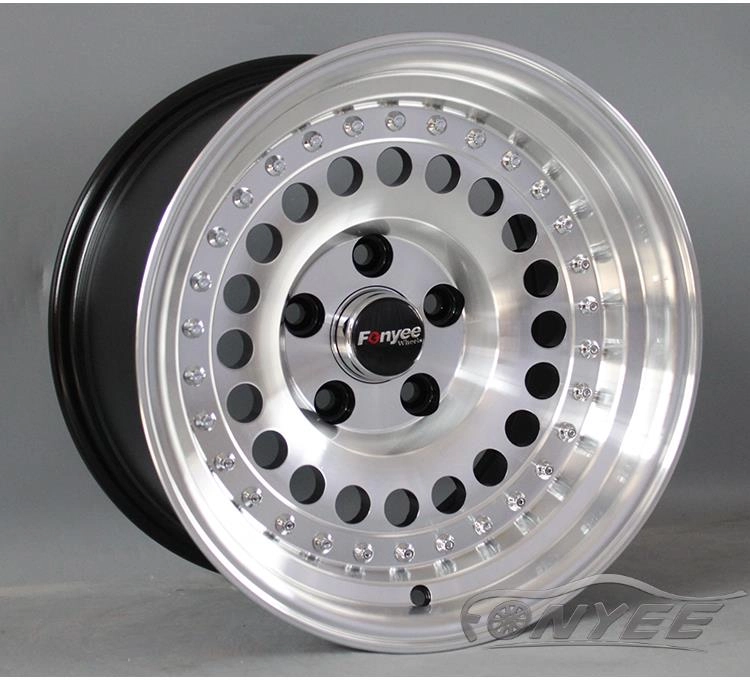 картинка Новые диски Raguna D-Force AKRO R15 5X114,3 ET-15 J8,5 серебро от магазина  StreetTuning